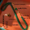 Nuevo Estilo Chino Vintage Costura Micro Incrustación Cadena Hebilla Ping An Ágata Calcedonia Cuenta Verde Collar Moda Elegante Mujer