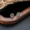 Aretes Personalizados para Hombre, Lujo Ligero, Alta Gama, Aretes Elegantes para Mujer, Aretes de Moda Nicho, Joyería Versátil Irregular al por Mayor