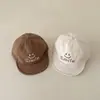 Boné infantil de aba macia com visor verão bordado rosto sorridente boné protetor solar infantil chapéu de bebê secagem rápida 1-3 anos chapéu de sol