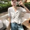 Camisa blanca de encaje hueco con cuello en V y manga abullonada corta para mujer, blusa de verano petite, estilo europeo y americano