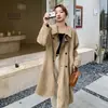 Moda Casual Elegante Redutora de Idade Simples Reversível Camurça Comprimento Médio Gabardine Tendência Outono 2026