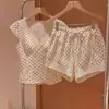 Conjunto de Pijama Novo Estilo Verão Estampa de Leopardo para Mulheres, Estilo Doce e Fresco, com Bojos, Decote em V com Renda, Cintura Marcada, Mangas Curtas Duplas, Conjunto para Usar em Casa