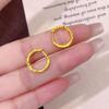 Pendientes Cuadrados de Zirconia Dorada Cepillada Antiguos para Mujer, Pendientes de Saturno con Incrustaciones de Diamantes, Aliento de Bebé y Pluma de Ángel Modernos y Exquisitos