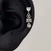 Coleção de Brincos de Hélice de Osso de Orelha de Luxo Leve e Requintada Brincos de Parafuso de Aço Titânio Brincos Versáteis Doces e Cool da Moda para Mulheres