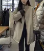Jaqueta de Algodão Patchwork com Gola Alta de Lã de Cordeiro para Mulheres, Comprimento Médio, Caimento Solto, Acolchoada, Casaco de Inverno Quente