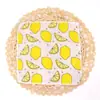 Fabricantes de toalhas novo lenço de musselina de desenho animado com impressão dupla de alta densidade toalha quadrada de musselina para bebê pode ser feita sob medida