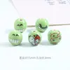 Acessórios DIY com contas de cerâmica de 14 mm em formato de carinha sorridente, misturadas para pulseiras e acessórios para artesanato. Contas de cerâmica no atacado.