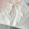 Meias com laço de renda, meias femininas de cano médio, meias finas de algodão para primavera e verão, sem costura, design com babados, estilo coreano e japonês, meias da moda para meninas