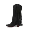Otoño 2023 Botas de cuero casuales de punta para mujer con remaches, botas de moda tipo manga, botas con flecos, zapatos de tacón bajo para mujer, fabricantes, venta al por mayor