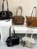 2026 Nueva Tendencia de Moda Otoño Invierno Bolso de Mano de un Hombro para Mujer Gran Capacidad Bolso Bowling de Moda Versátil Estilo para Viajar