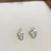 Populares Aretes de Metal con Letras Mate Estilo Ins Aretes de Moda Europeos y Americanos Elegantes de Gama Alta Aretes Aretes
