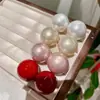 Brincos de Pérola Coloridos Vintage Que Deixam o Rosto Menor, com Toque de Luxo, Estilo Único de Hong Kong, Brincos de Contas Coloridas Simples e Elegantes para Mulheres