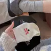 Nuevos calcetines de mujer para otoño e invierno, calcetines de algodón puro hasta la pantorrilla, estilo coreano con rayas verticales y bordado de letras de corazón, calcetines largos apilables de doble aguja