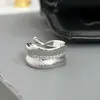 Anillo Artesanal Estilo Italiano Satén Cepillado Hoja de Plátano Diamante Diseño de Nicho de Alta Calidad Anillo de Lujo Ligero para Mujer