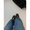Zapatos planos Mary Jane de piel de cordero con diseño retro, punta cuadrada, remaches desgastados y cordones, zapatos planos versátiles para mujer