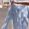 Suéter macio e confortável com miçangas para mulheres, estilo suave de primavera e outono, apresentando um design único com detalhes de tricô vazado, criando um visual elegante, relaxado e sem esforço.