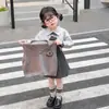 Conjunto de Primavera y Otoño para Niñas Estilo Academia Infantil Colección Primavera 2026 Conjuntos para Hermanos Niña y Niño Conjunto de Tres Piezas Moderno