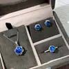 Set de Joyería con Marco de Fotos de Nuevo Estilo Transfronterizo con Acabado de Alta Gama para Mujer, Incluye Anillo de Flor de Rosa, Aretes, Colgante y Collar Juego de Tres Piezas