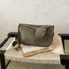 Bolso versátil vintage transfronterizo para mujer modelo 2026, nicho de lujo ligero con correa ancha para el hombro, bolso bandolera de un solo hombro, bolso tipo almohada casual para el día a día