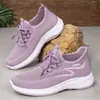 Sapato Leve de Verão com Estampa de Grou Branco Malha Oca Flyknit Solado Macio Confortável Casual Esportivo Leve Confortável Viagem