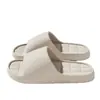 Nuevas Zapatillas de Casa para Baño Suela Suave Suela Gruesa Moda Unisex Cómodas Zapatillas de Exterior con Sensación de Amortiguación Suave