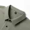 Nova camiseta masculina de manga curta para o verão, conjunto masculino sem costura de nylon, polo casual moderno de seda gelada para pais