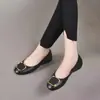 Zapatos de mujer de cuero suave, nuevo modelo otoño 2026, zapatos de tacón grueso de charol, tacón medio con hebilla cuadrada, suela suave versátil, zapatos cómodos para madres