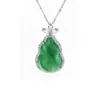 Pingente em Prata S925 com Incrustação de Jade Verde Africano em Formato de Cabacinha da Sorte, Moderno e Versátil, um Item de Venda Quente com Sensação de Alto Padrão