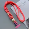 Lanyard Tejido para Teléfono con Bloques de Color Dropshipping al por Mayor Accesorio Anticaída Funda de Teléfono Cruzada de Moda con Lanyard