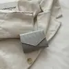 Billetera pequeña plegable con estampado de estrella de cinco puntas y purpurina fina de moda, estilo sobre simple con tapa abatible y múltiples ranuras para tarjetas para estudiantes