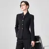 Conjunto de Blazer e Calça Preto Profissional Feminino Outono 2026 para Estudantes Universitárias Baixinhas, Adequado para Estágio e Trabalho, com um Toque de Luxo