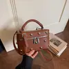 Bolso de Remaches para Mujer, Bolso Caja Color Caqui, Estilo Punk Retro, Versátil para el Trabajo, Artículo Popular de Alta Venta, Bolso de Moda de Gama Alta para Mujer