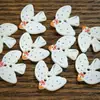 Gravata borboleta de desenho animado, andorinha, elementos de bolinhas coloridas, botões de formato irregular, acessórios feitos à mão DIY, decoração de broche, botões para suéteres e camisas