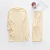 Ropa para madres nuevas, ropa de otoño para mujeres de mediana edad y mayores, traje de pantalones largos, talla grande, suéter de algodón de cuello alto mediano, fabricante de origen