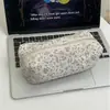 Estuche de Lápices Floral Fresco Ins, Bolsa de Papelería Simple de Gran Capacidad para Estudiantes, Estuche de Lápices Dulce para Niñas, Almacenamiento de Maquillaje