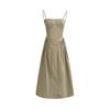 Vestido suspensório sexy decotado para meninas quentes, design de nicho feminino, costura justa, plissado, acima do joelho, comprimento médio, vestido grande e rodado