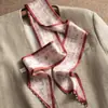 Bufanda de Seda Diagonal Floral Retro de Moda para Decoración del Cabello, Cinta Larga para Atar el Cabello, Cinturón de Cintura, o como un Pañuelo Largo Pequeño para Mujer