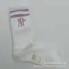 Nuevos Calcetines Bordados con Letra Ny de Estilo Coreano para Hombres y Mujeres, de Caña Alta, Calcetines Modernos para Todas las Estaciones, Calcetines Deportivos Versátiles para Parejas