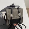 Bolsa de Ombro Quadrada Pequena Estilo Retro Milennial Atacado Tendência Mochila Versátil Estilosa Casual Moda Feminina