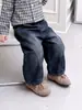 Jeans Sueltos para Niños de Primavera y Otoño Estilo Coreano Pantalones Casuales Lisos Elegantes para Niños Pantalones de Bebé Modernos Comercio Exterior