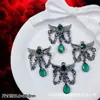 Accesorios de Estilo Oscuro Estilo Europeo y Americano Mariposa Negra Pistola Cruz de Rosa Colgante Pulsera de Cuentas DIY Collar