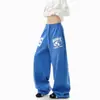 Pantalones deportivos azules con estampado de letras, estilo hombre, pantalones de pierna recta para hip-hop callejero americano, con un diseño de pierna ancha, fluido y curvo