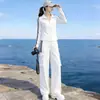 Conjunto Esportivo Casual para Mulheres Outono Inicial 2026 Novo Estilo High-End Emagrecedor Moletom de Manga Longa Calça Cargo de Perna Larga Conjunto de Duas Peças