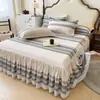 Novo modelo 2026 saia de cama de solteiro escovada 100% algodão, conjunto de peça única de três peças, conjunto de capa de edredom de quatro peças