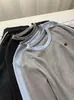 Camiseta de Lã com Blocos de Cor, Gola Redonda e Manga Longa para Mulheres, Novo Modelo de Inverno com Botões, Cachemir Sintético, Camada de Base Espessa