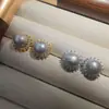 Pendientes de Botón de Perla Gris Natural Geométricos Delicados Suaves Estilo Único Versátiles Modernos Elegantes Simples Pendientes de Alta Gama para Mujer