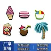 Nuevos dijes de zapato versátiles de dibujos animados de la serie de jugo de coco de verano de PVC para zuecos