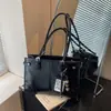 Bolsa de Tote Grande Capacidad Estilo Coreano Retro Transfronteriza para Mujer Nueva Moda Otoño/Invierno 2026 Versátil para Viajes Cotidianos Bolso de Hombro Simple