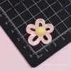 Nova flor oca de cinco pétalas feita à mão DIY capa de celular Crocs ímã de geladeira chaveiro presilha de cabelo acessórios de resina