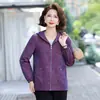 Jaqueta Curta Feminina Primavera e Outono 2026 Novo Estilo Casaco Trench Coat com Capuz para Mulheres de Meia-Idade e Idosas, Top Casual Leve